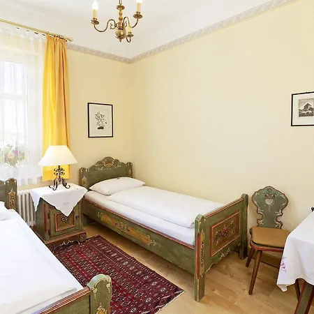 Hotel Hirsch 4*